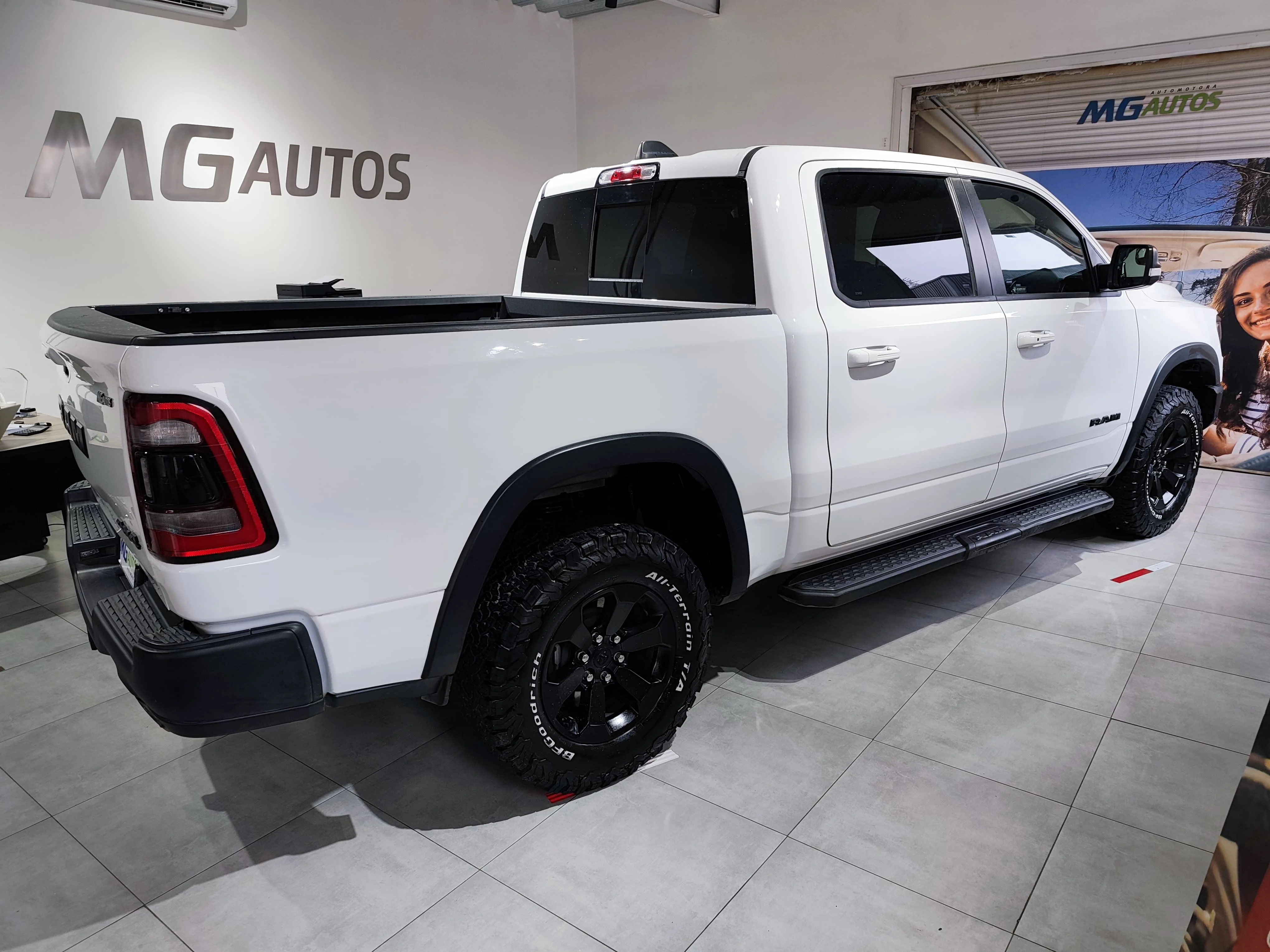 imagen 0 de vehiculo con id 1966