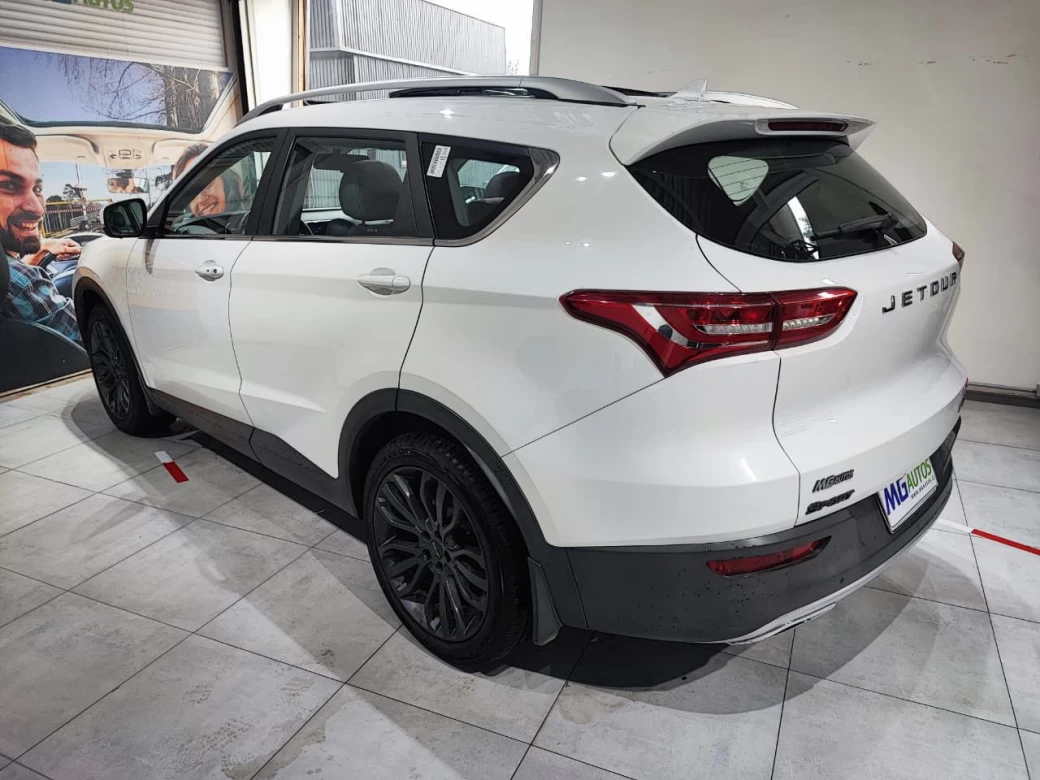 imagen 0 de vehiculo con id 2022