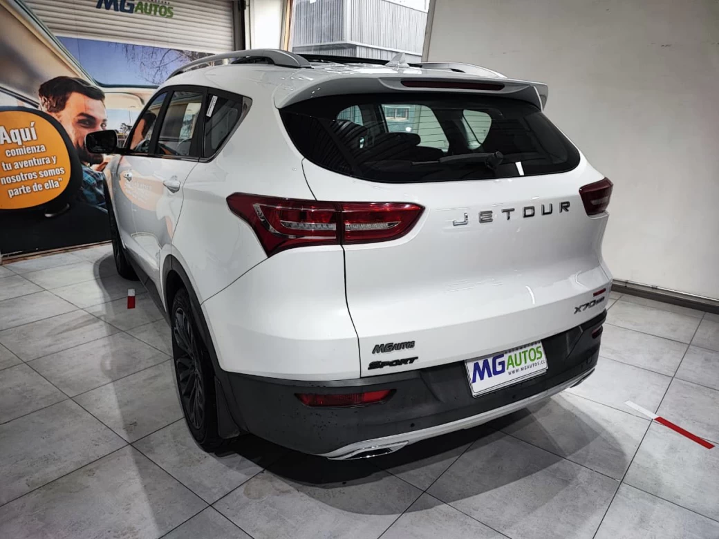 imagen 0 de vehiculo con id 2022