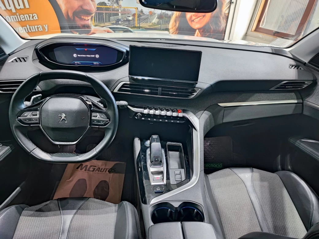 imagen 0 de vehiculo con id 2023