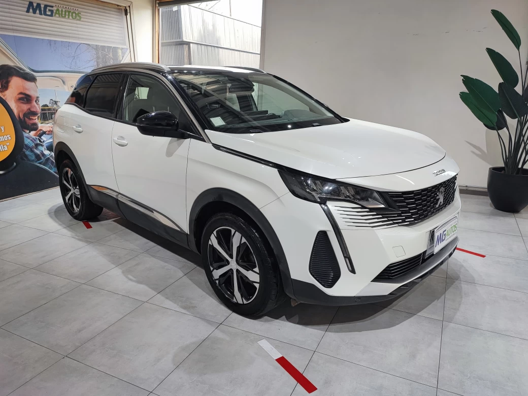 imagen 0 de vehiculo con id 2023