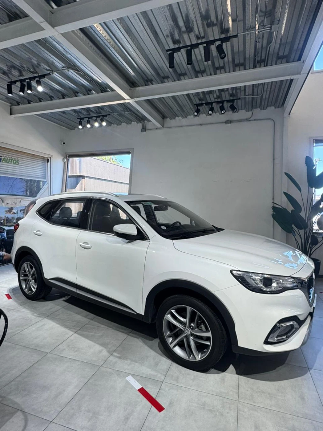 imagen 0 de vehiculo con id 2049