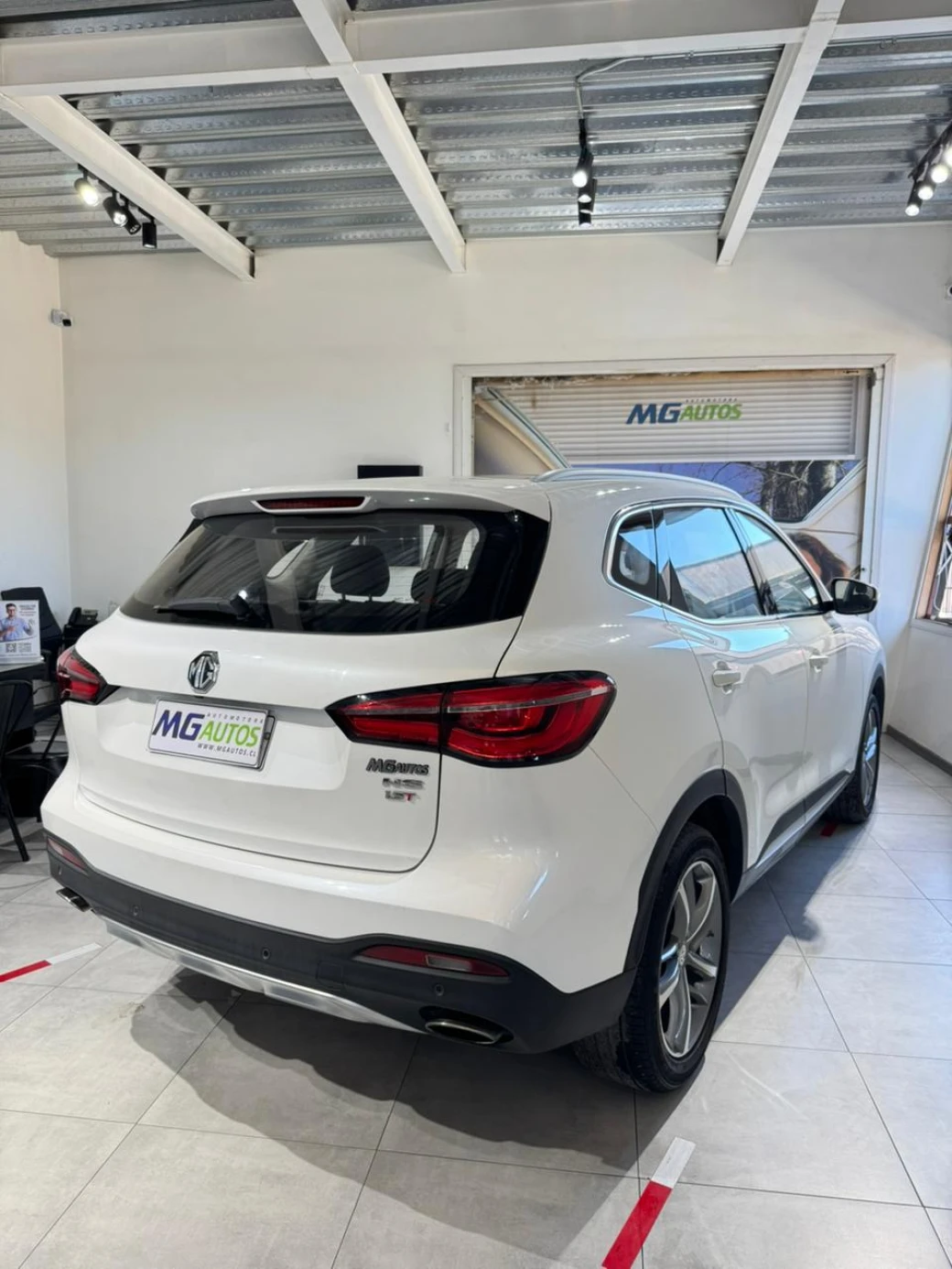 imagen 0 de vehiculo con id 2049