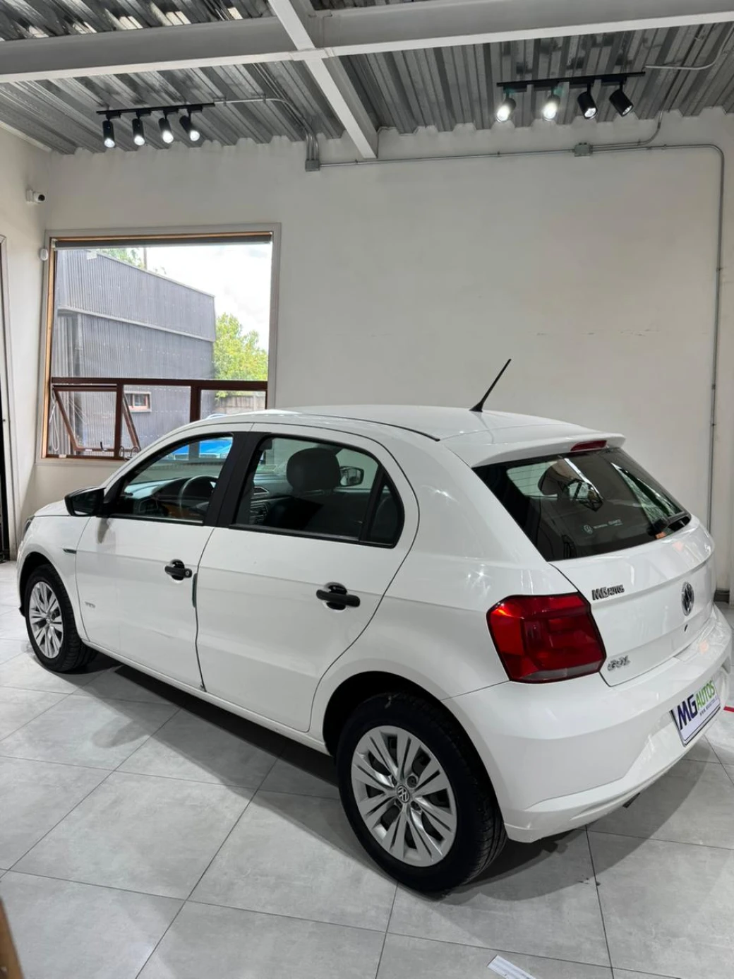 imagen 0 de vehiculo con id 2052