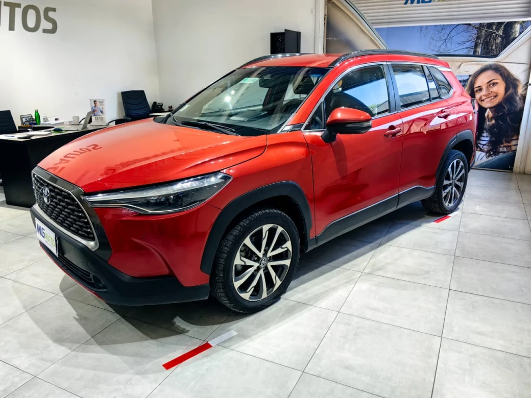 Toyota Corolla Cross — foto 5 de 15