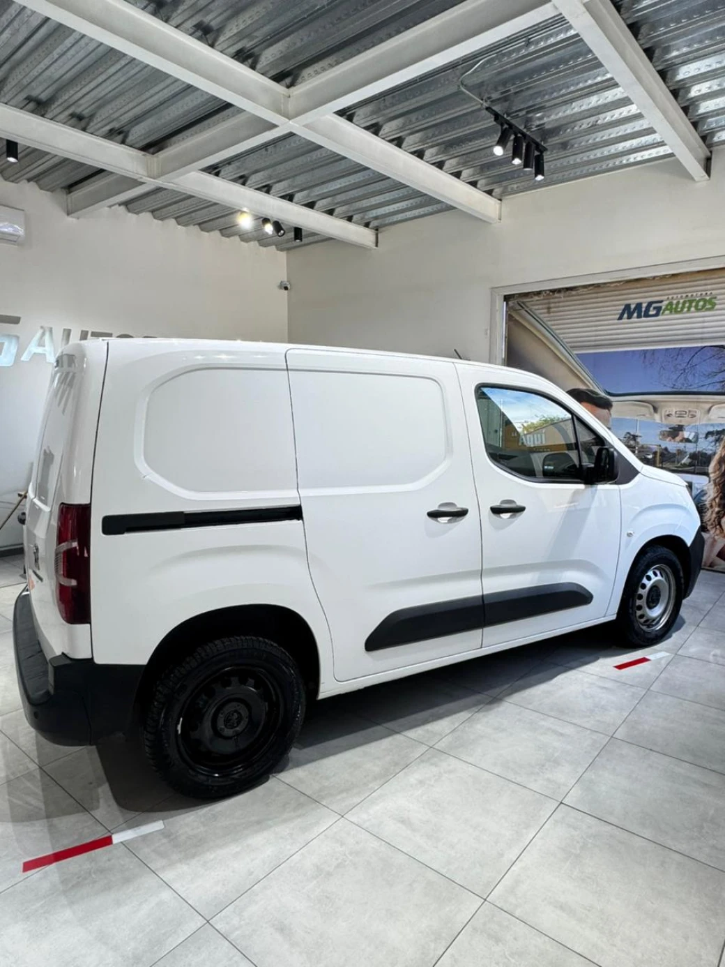 imagen 0 de vehiculo con id 2061