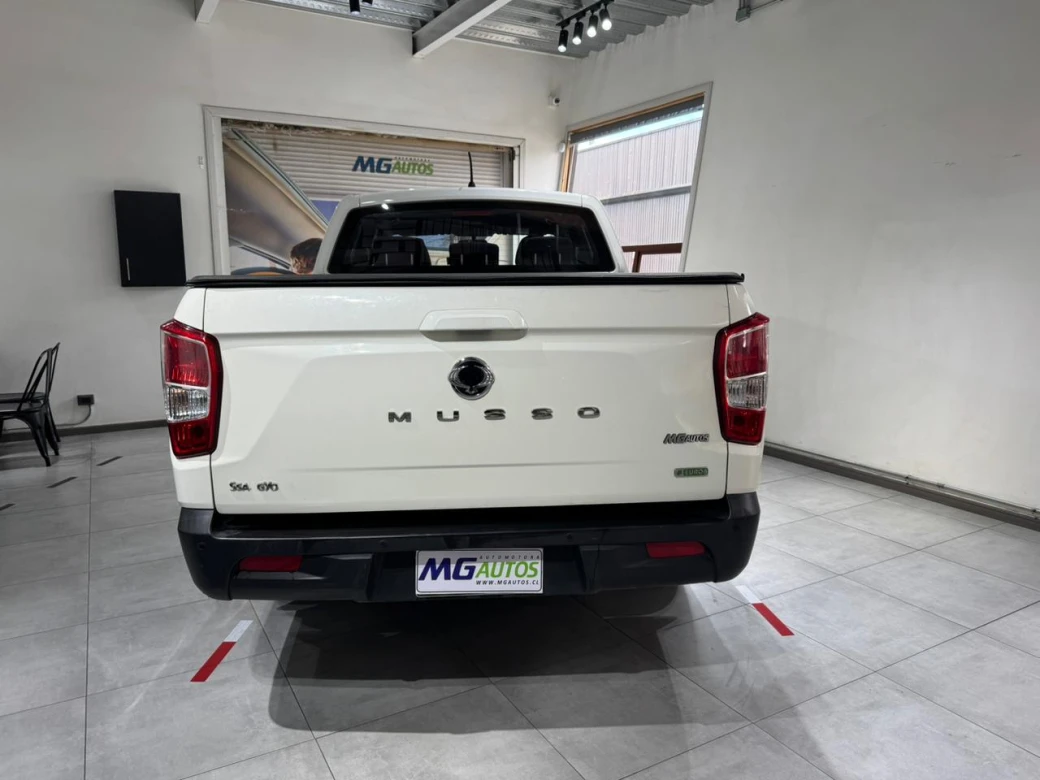 imagen 0 de vehiculo con id 2073