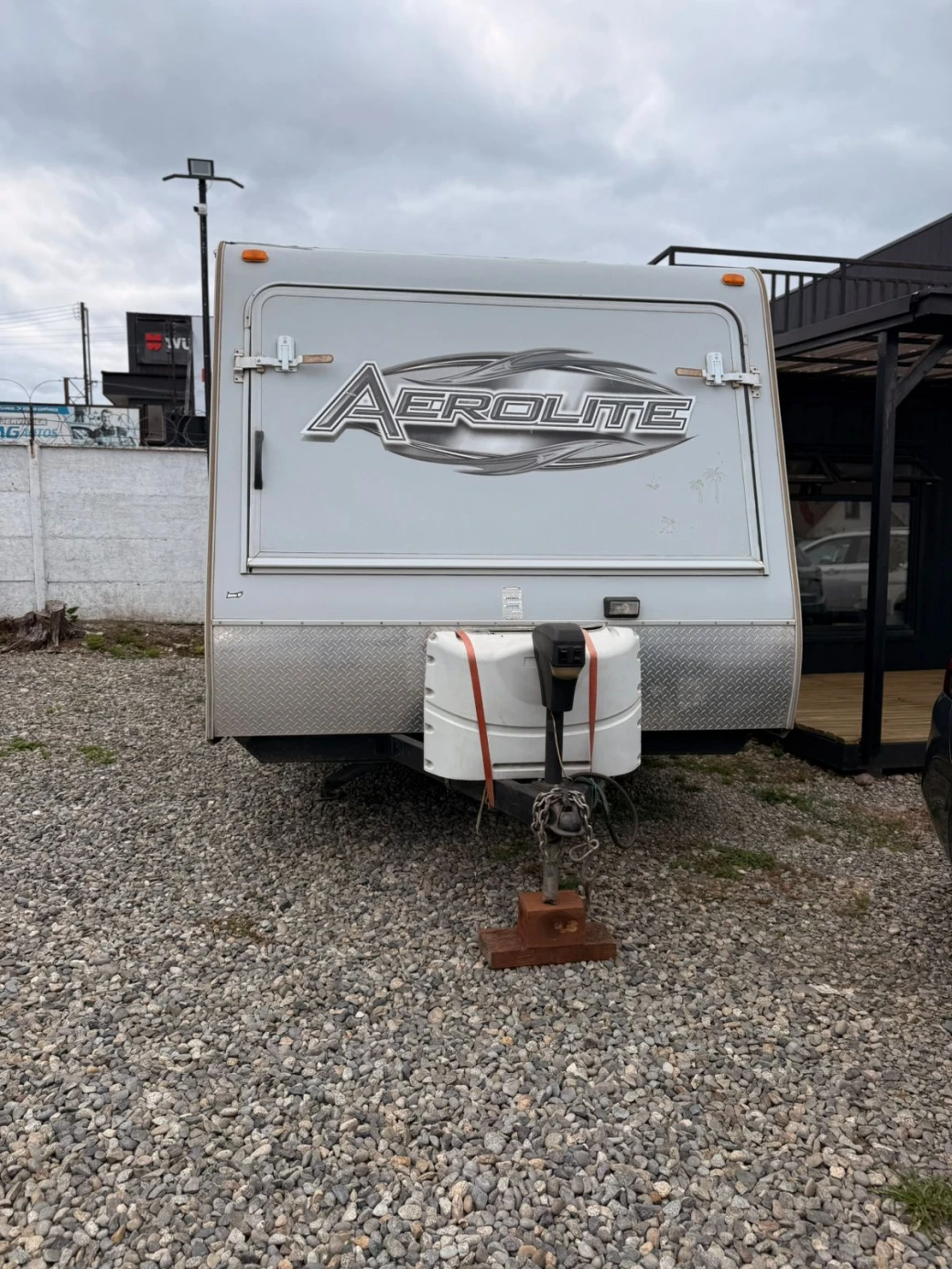 Dutchmen Aerolite Shuttle 185E