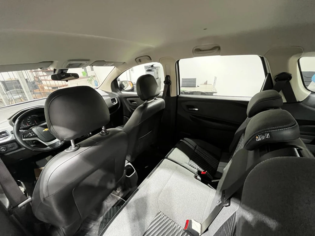 imagen 0 de vehiculo con id 2119