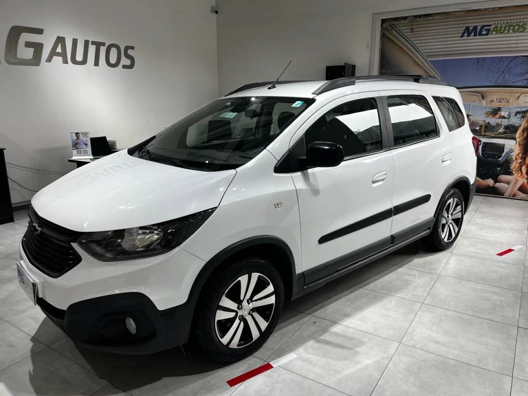 imagen 0 de vehiculo con id 2119