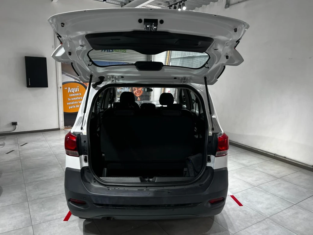 imagen 0 de vehiculo con id 2119