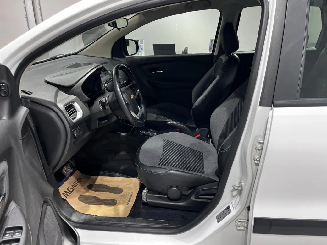 imagen 0 de vehiculo con id 2119