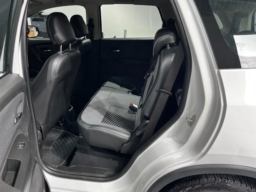 imagen 0 de vehiculo con id 2119