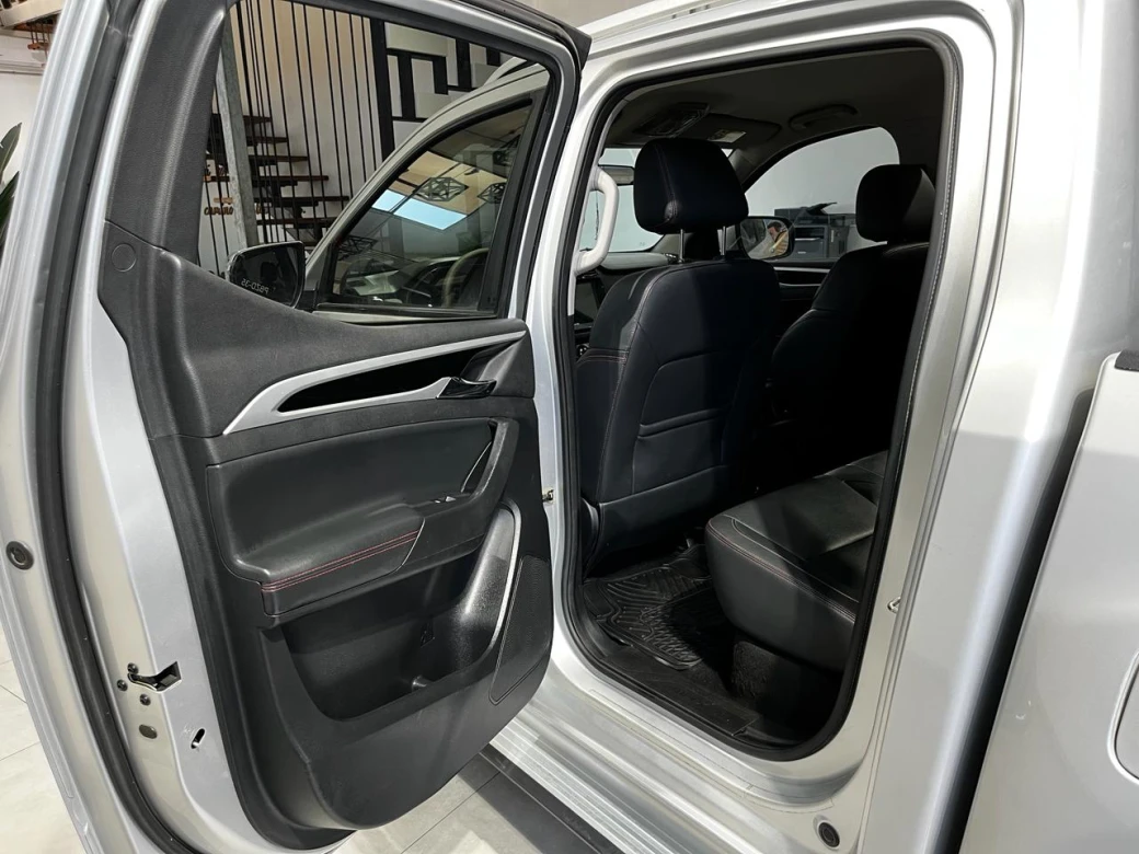 imagen 0 de vehiculo con id 2131