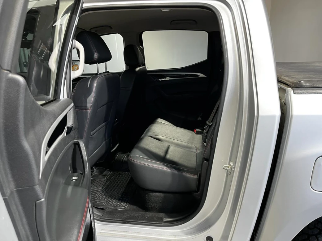 imagen 0 de vehiculo con id 2131