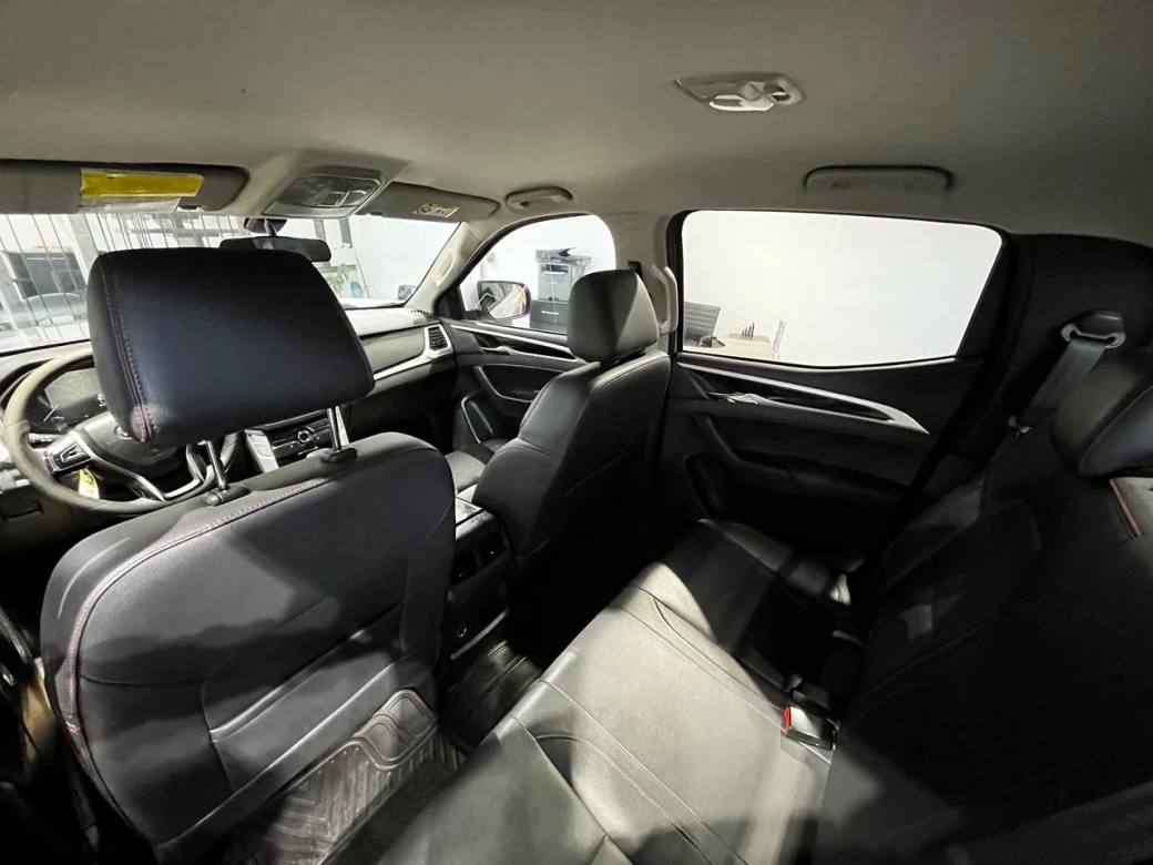 imagen 0 de vehiculo con id 2131