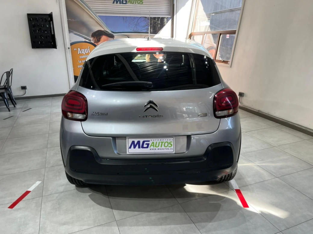 Citroën C3 Bluehdi 100 S&S Bvm Feel — foto 14 de 19