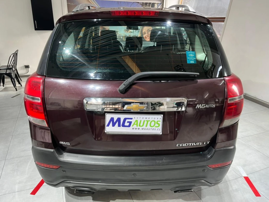 Chevrolet Captiva — foto 3 de 25