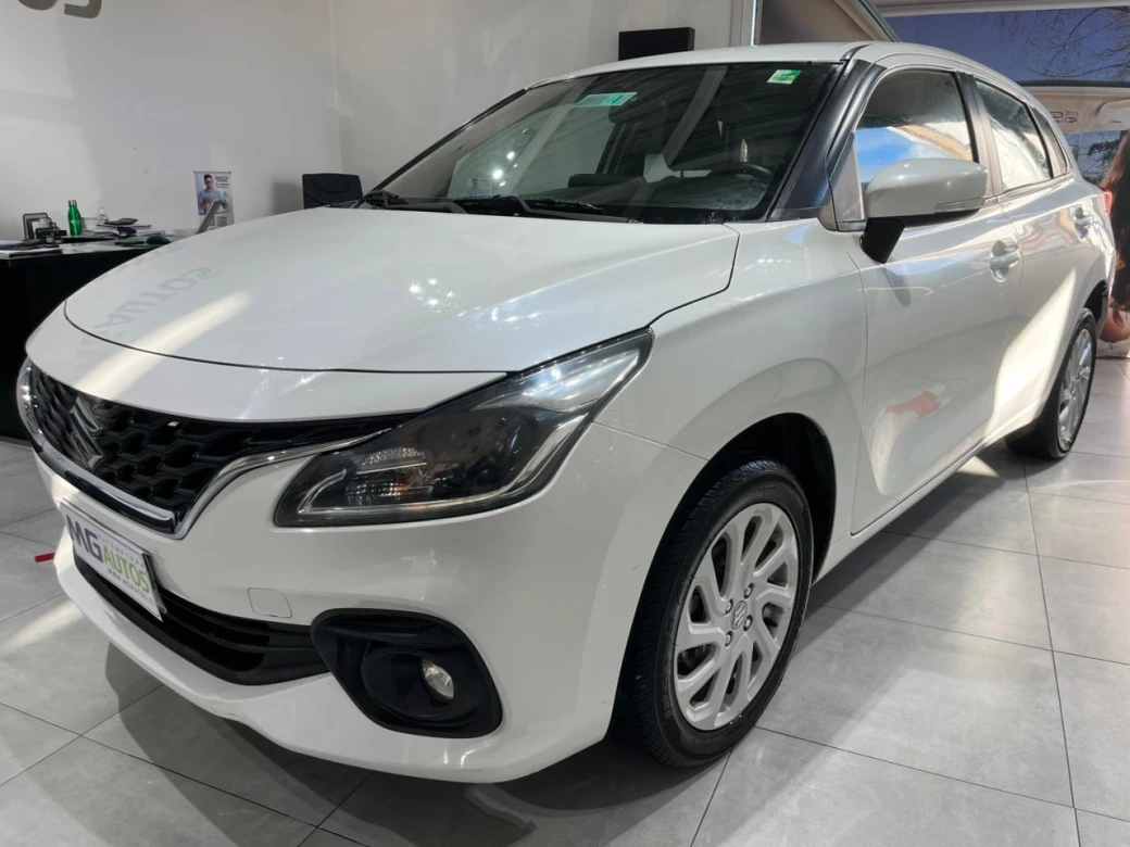 Suzuki New Baleno Gls Hb — foto 8 de 19