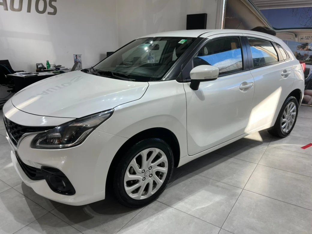 Suzuki New Baleno Gls Hb — foto 9 de 19