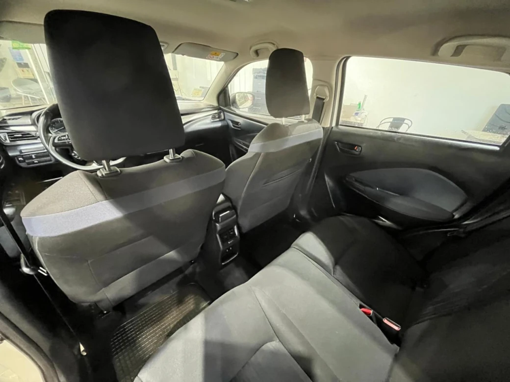 Suzuki New Baleno Gls Hb — foto 10 de 19