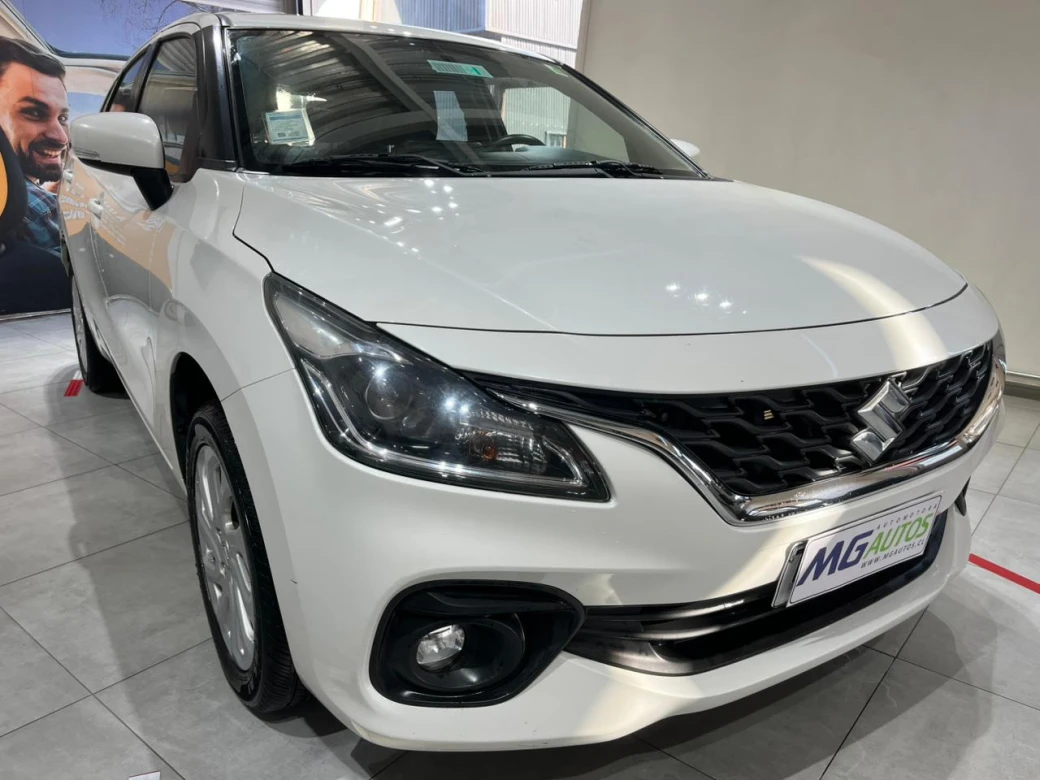 Suzuki New Baleno Gls Hb — foto 12 de 19