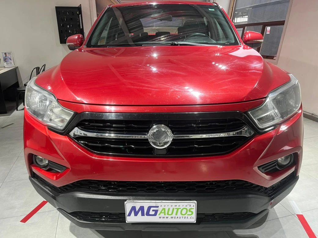 SsangYong Grand Musso — foto 19 de 20