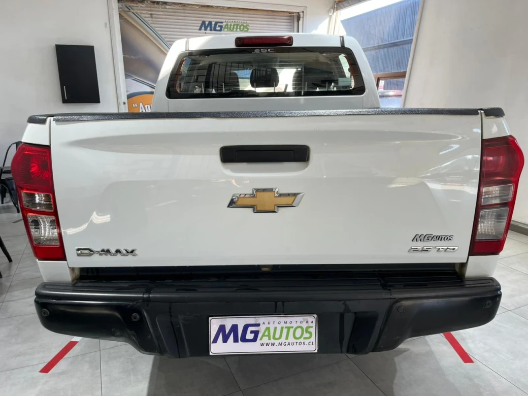 Chevrolet D Max — foto 20 de 20