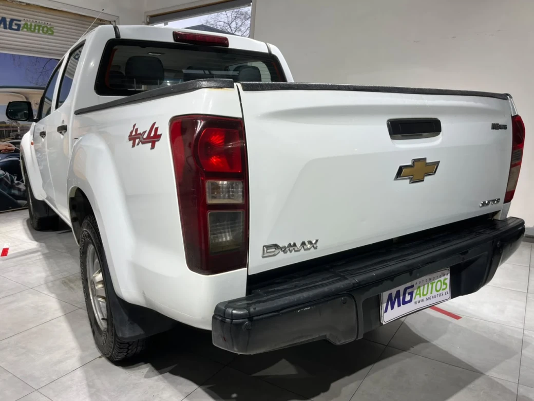 Chevrolet D Max — foto 6 de 17