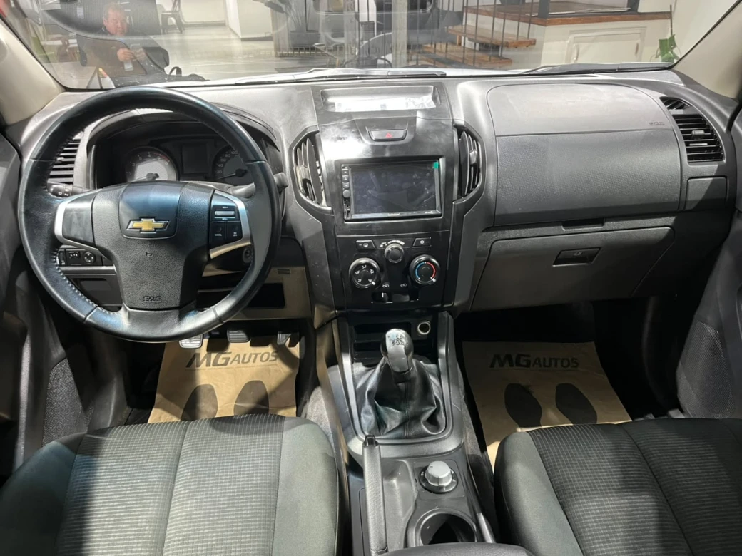 Chevrolet D Max — foto 10 de 17