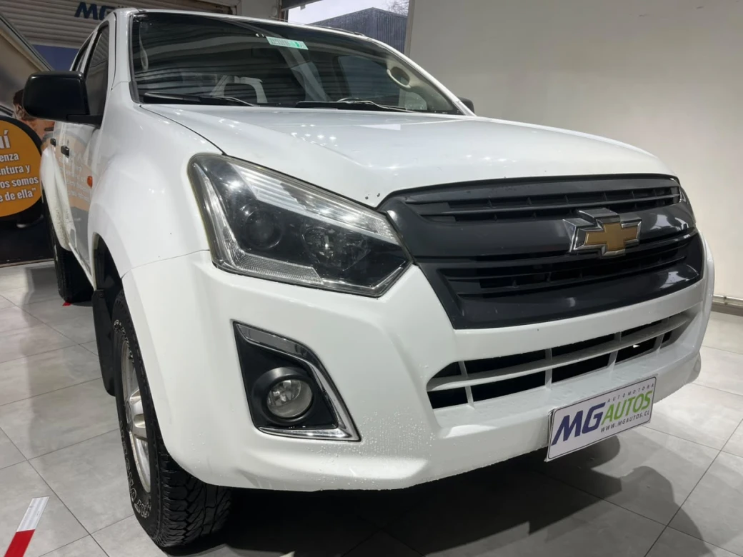 Chevrolet D Max — foto 12 de 17