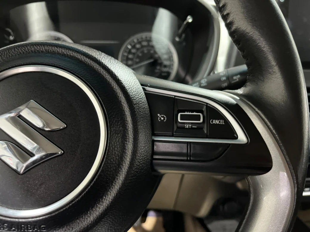 Suzuki New Baleno Gls Hb — foto 19 de 32