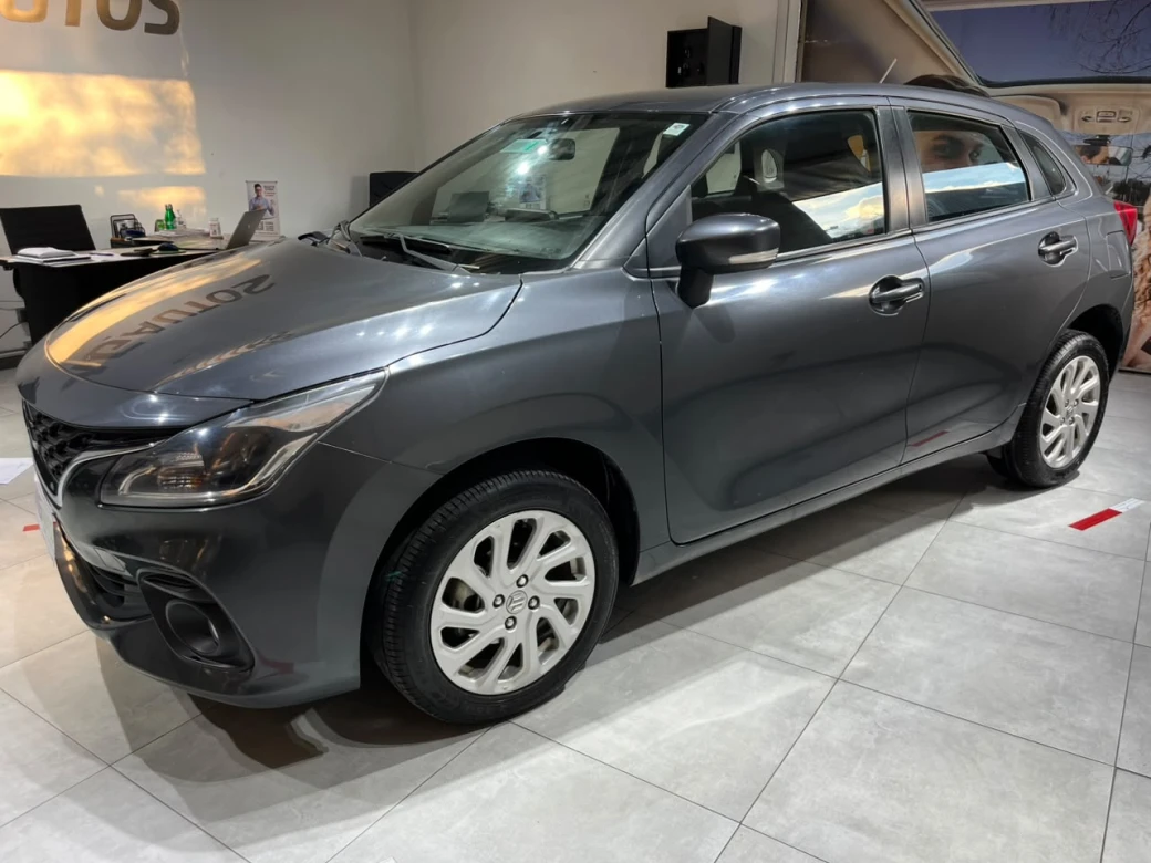 Suzuki New Baleno Gls Hb — foto 4 de 29