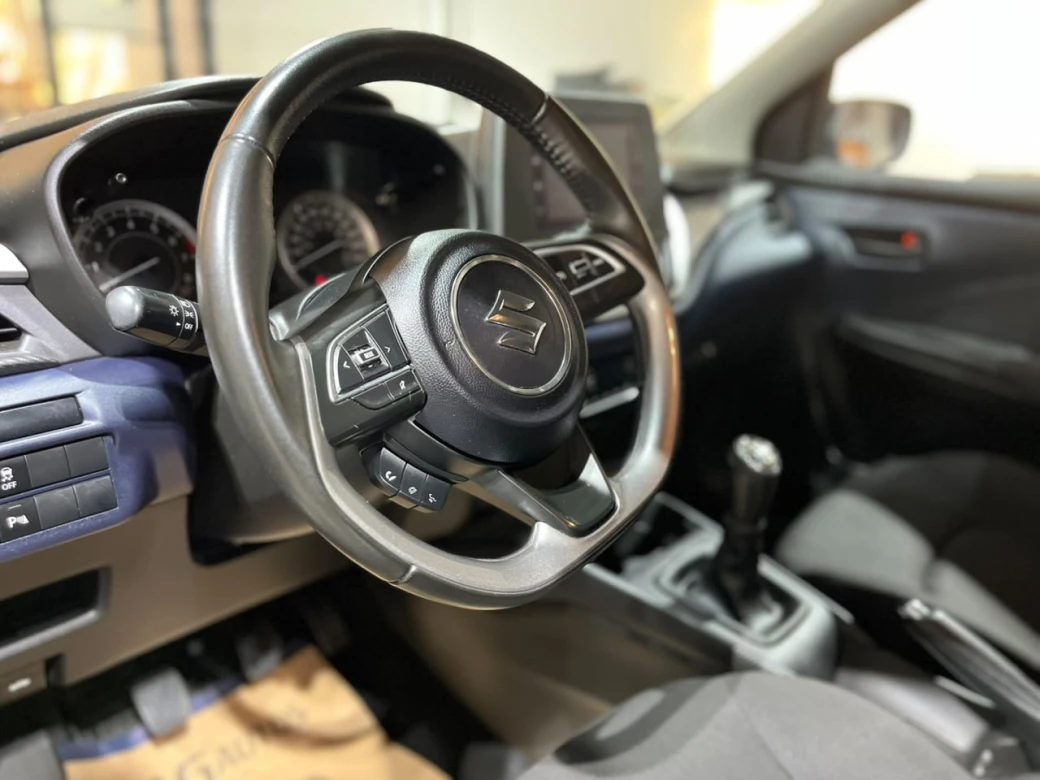 Suzuki New Baleno Gls Hb — foto 5 de 29
