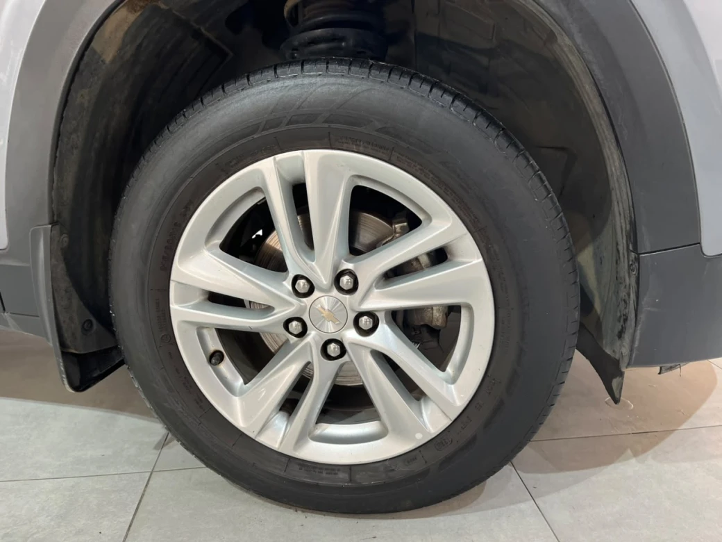 Chevrolet Tracker — foto 6 de 28