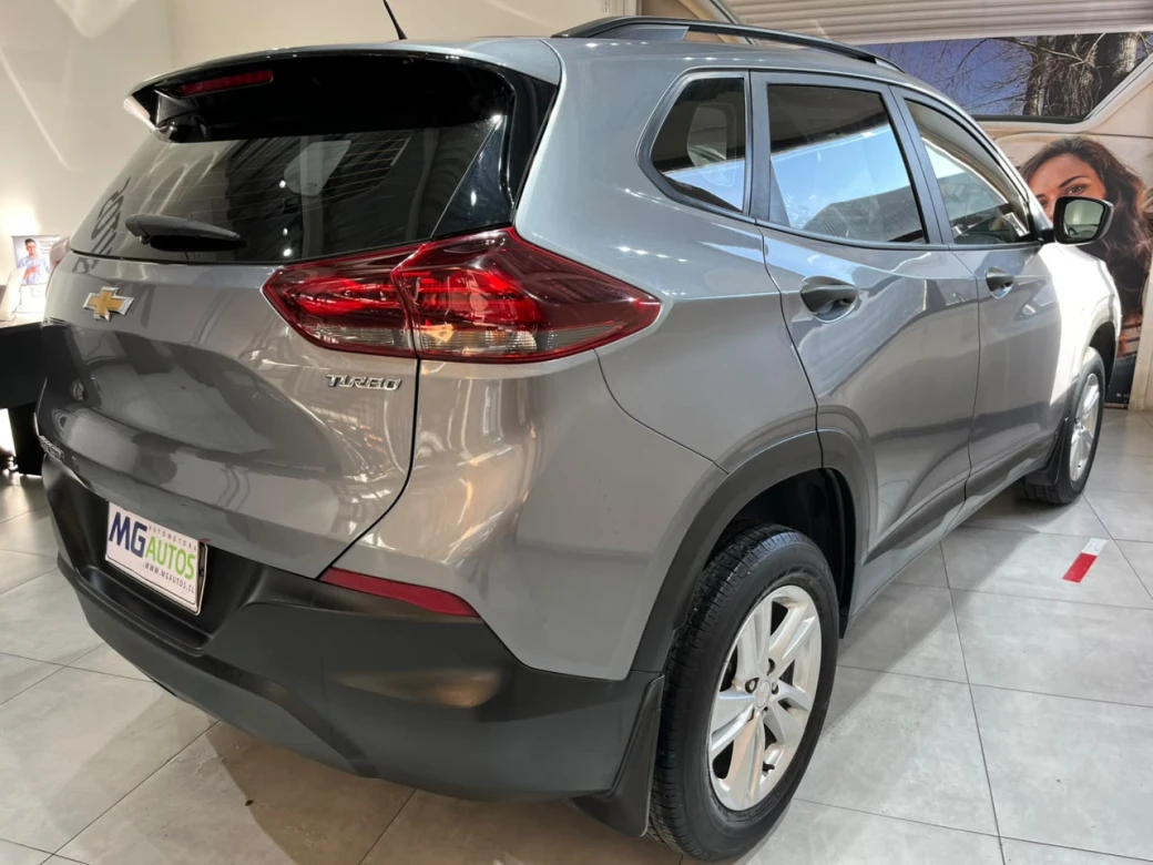 Chevrolet Tracker — foto 13 de 28
