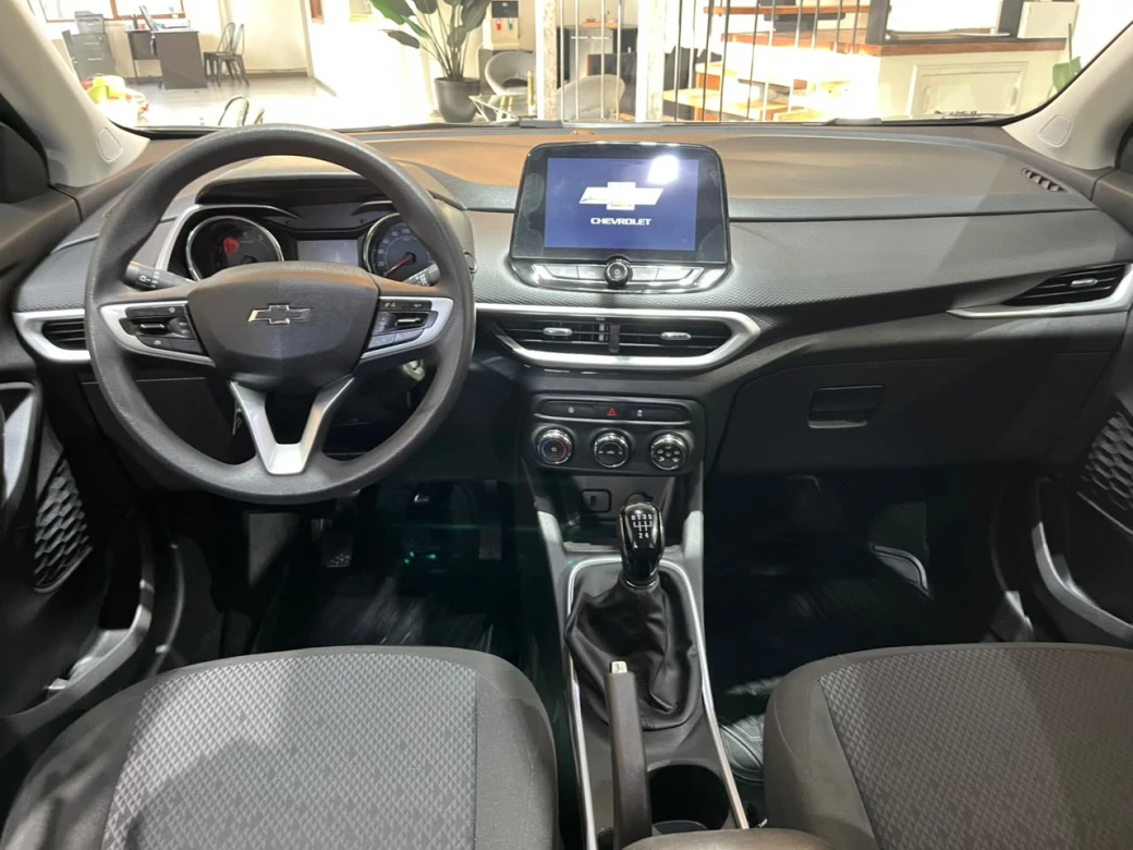 Chevrolet Tracker — foto 17 de 28
