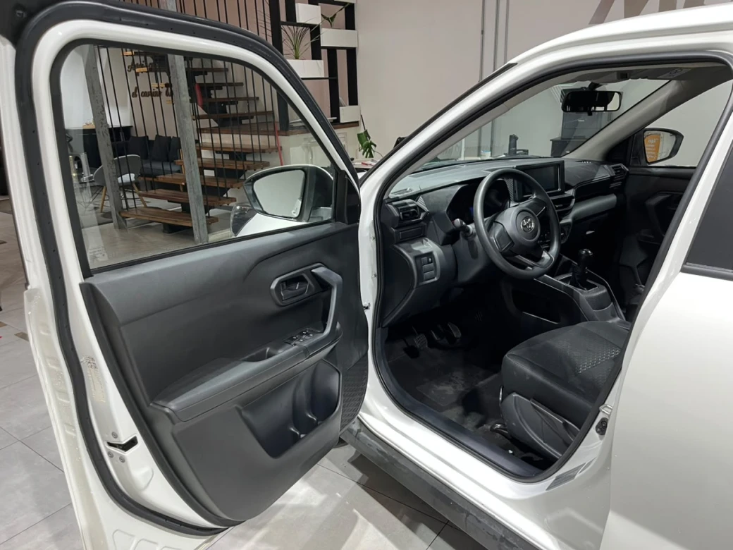 Toyota Raize 1.2 I — foto 5 de 27