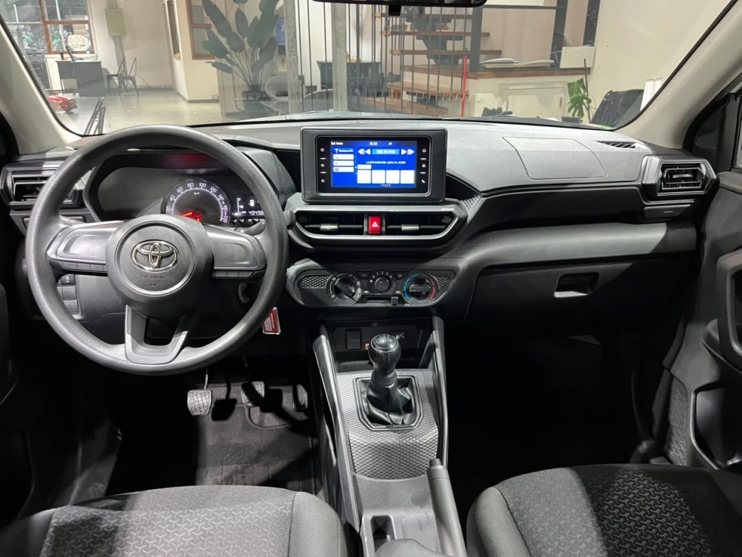 Toyota Raize 1.2 I — foto 13 de 27