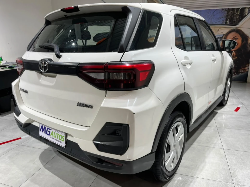 Toyota Raize 1.2 I — foto 26 de 27
