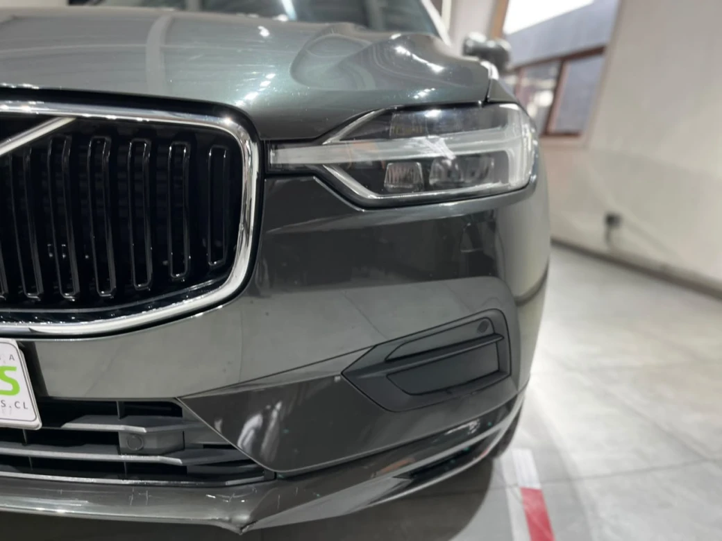 Volvo Xc60 D4 Kinetic — foto 9 de 29