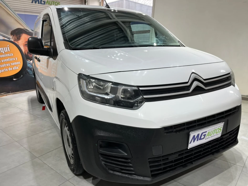 Citroën Berlingo K9 — foto 3 de 26