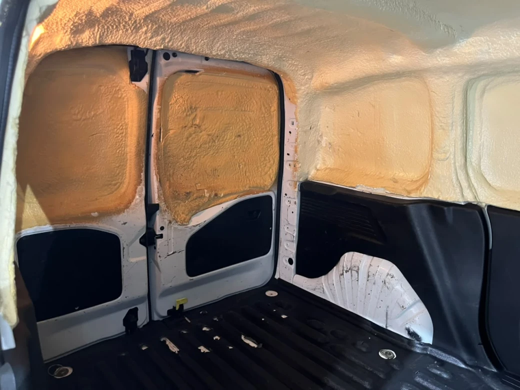 Citroën Berlingo K9 — foto 7 de 26