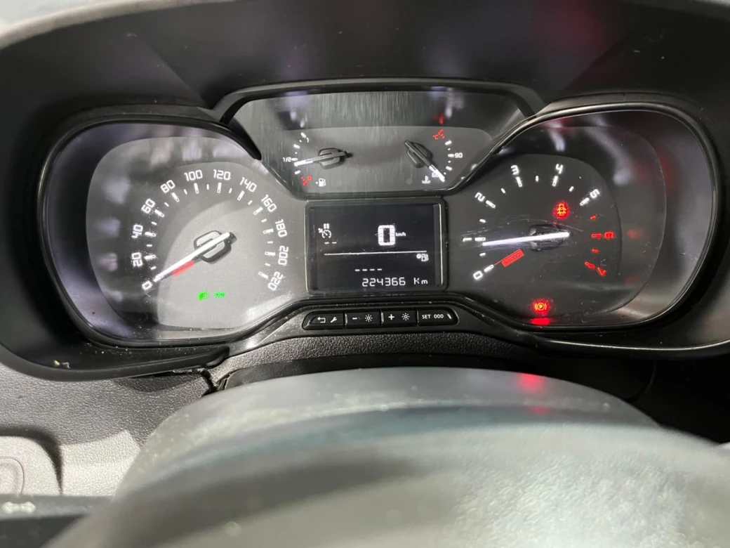 Citroën Berlingo K9 — foto 15 de 26