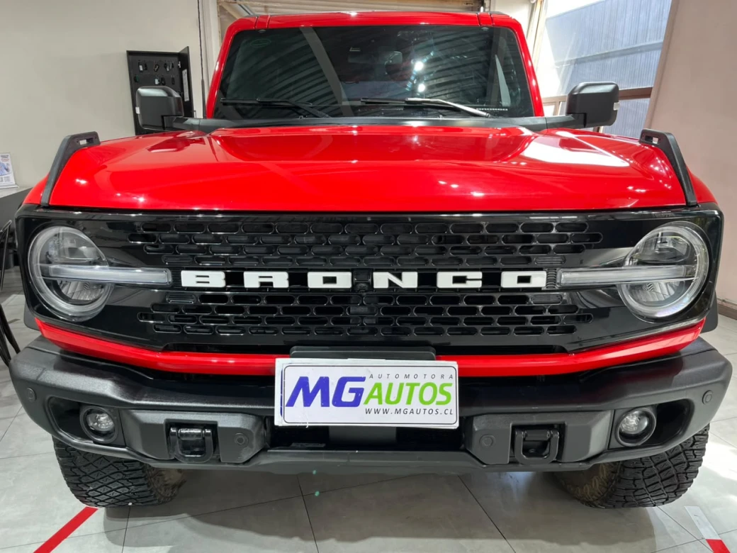 Ford Bronco Wildtrak — foto 2 de 29