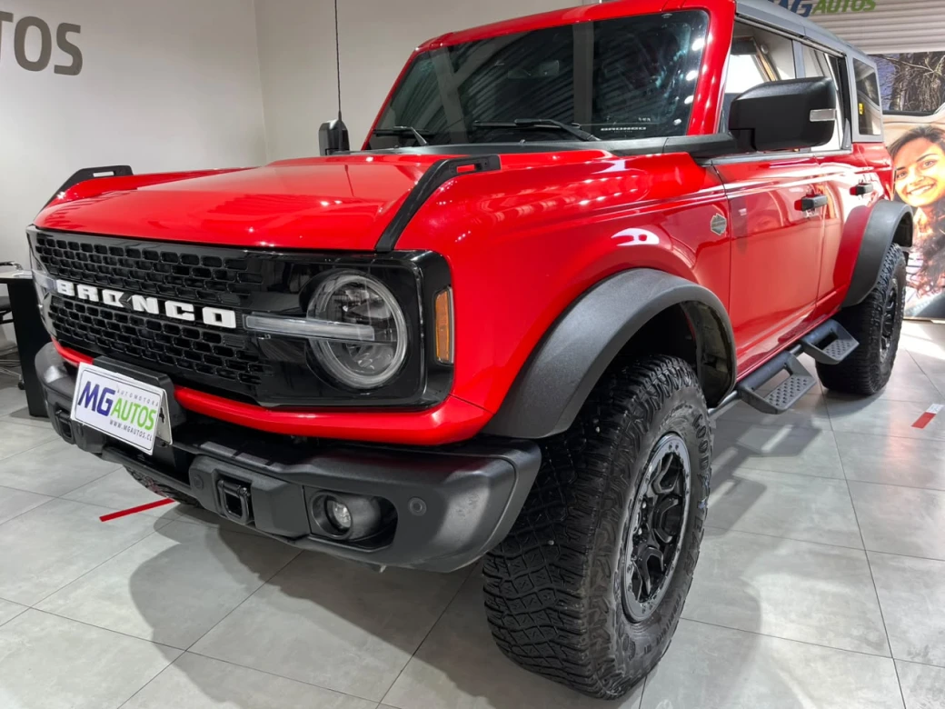 Ford Bronco Wildtrak — foto 3 de 29