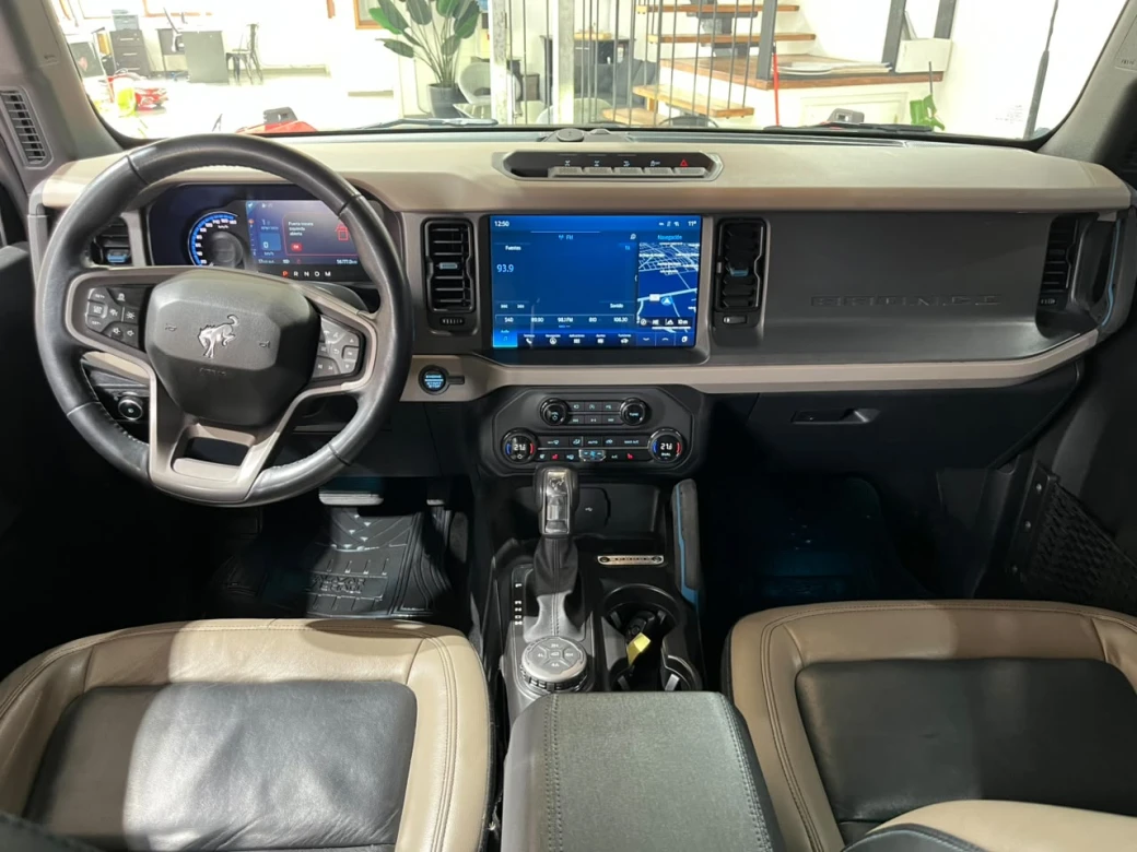 Ford Bronco Wildtrak — foto 9 de 29
