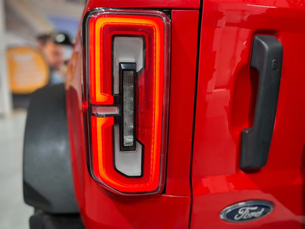Ford Bronco Wildtrak — foto 23 de 29