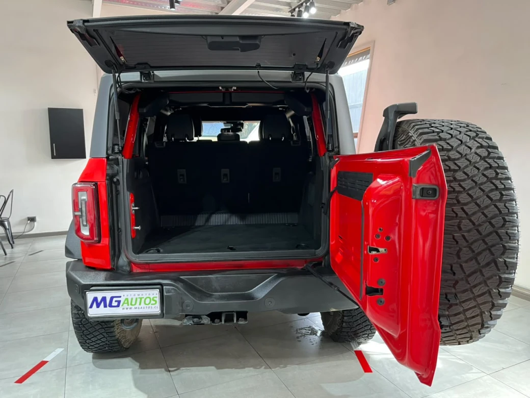 Ford Bronco Wildtrak — foto 28 de 29