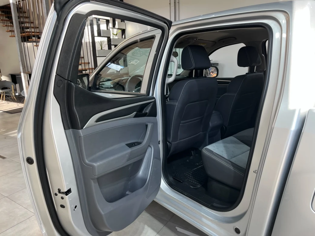 Maxus T60 — foto 11 de 33